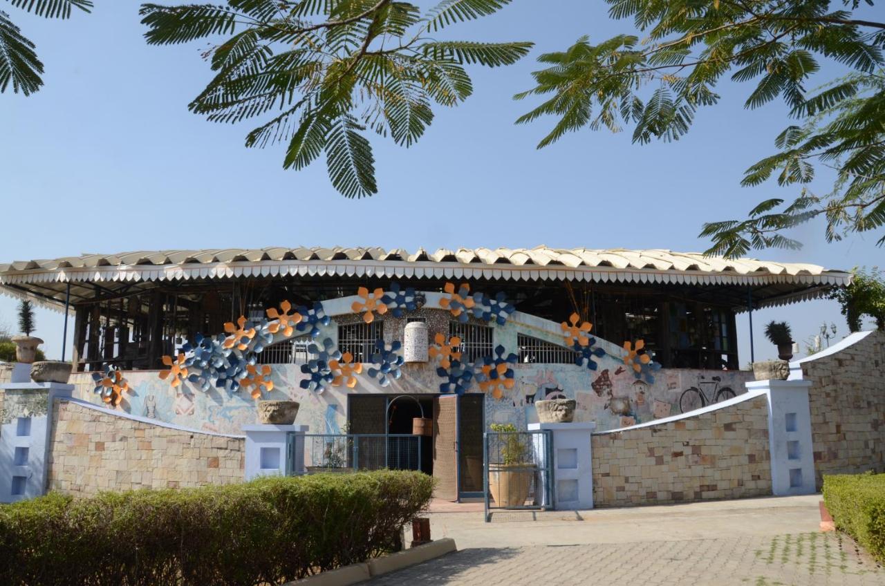 Hotel The Farm Jaipur Dahmi Exterior foto